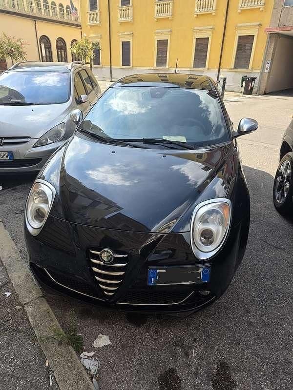 Usata 2013 Alfa Romeo MiTo Distinctive Due volumi | 5000 € (Super prezzo) - Immagine 1/4