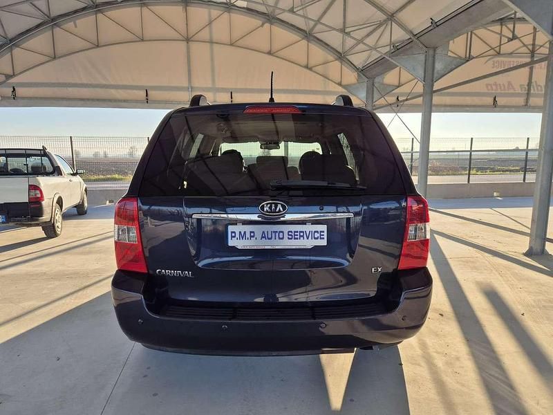 Usata Kia Carnival Family 185 CV (136 kW) 2010 Blu/azzurro Monovolume