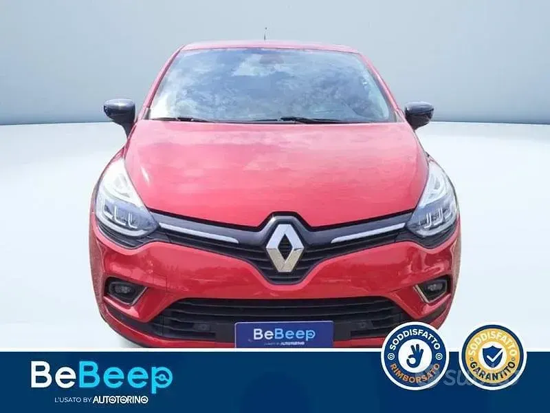 Second-hand Renault Clio IV 110 CP (80 kW) 2018 Roșu Berlinǎ