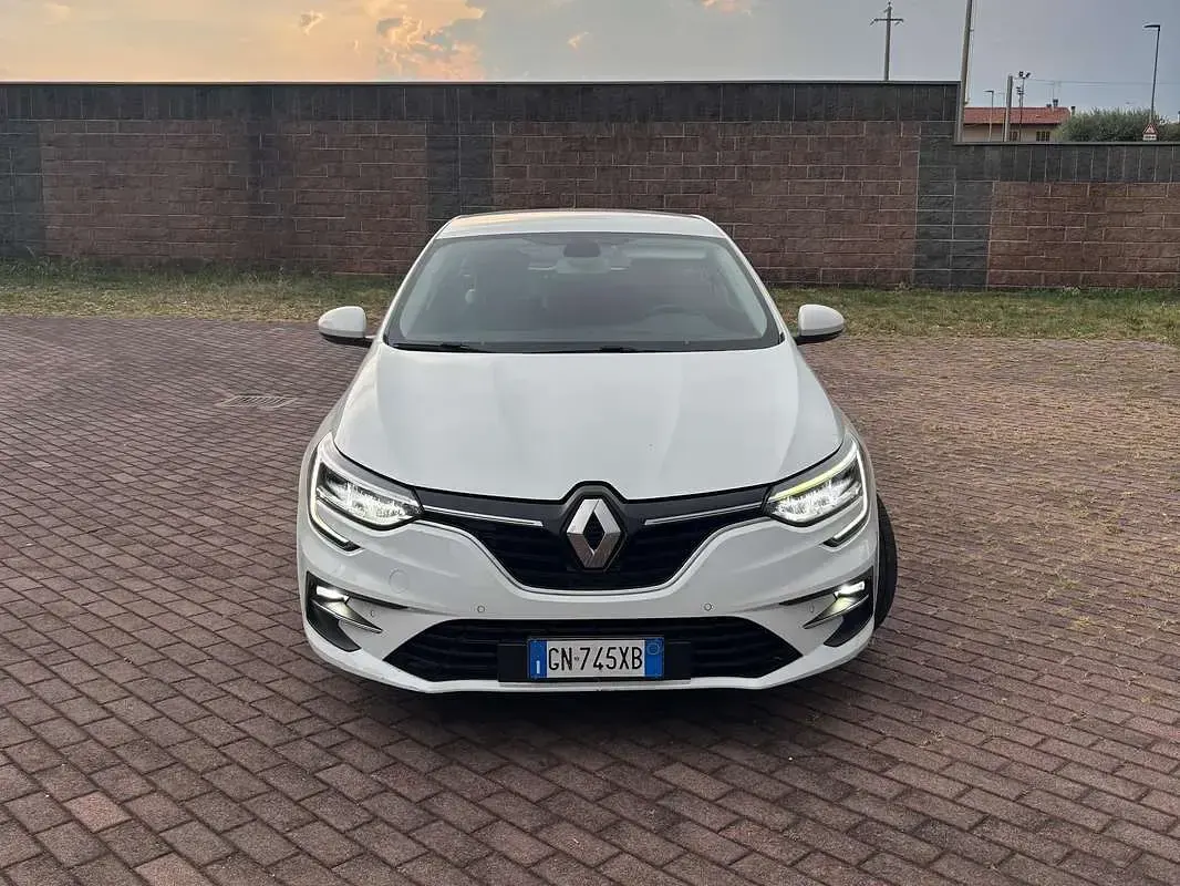 Usata Renault Mégane IV Equilibre 116 CV (85 kW) 2023 Bianco Station wagon