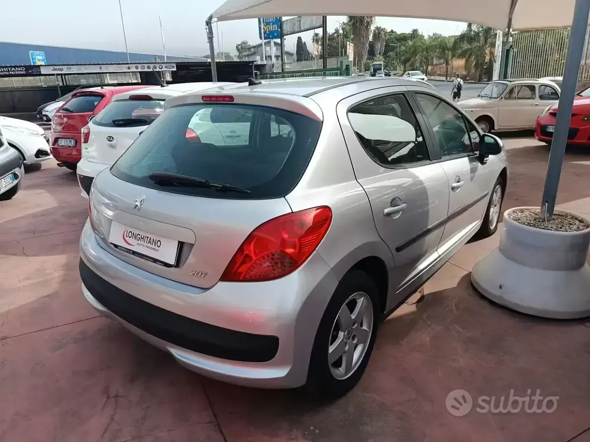 Usata Peugeot 207 68 CV (50 kW) 2007 Grigio Berlina