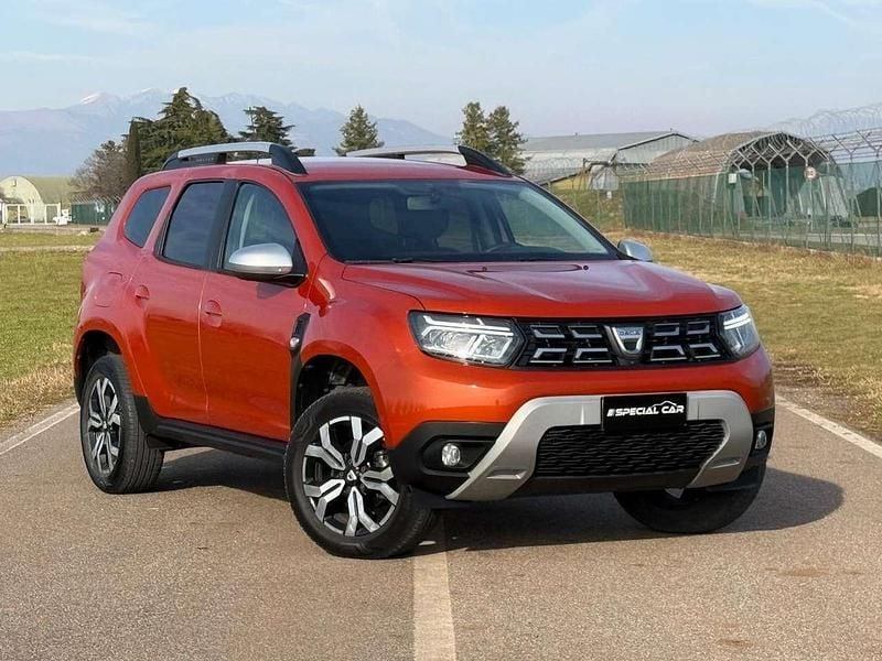Usata Dacia Duster Prestige 101 CV (74 kW) 2022 Arancione Station wagon