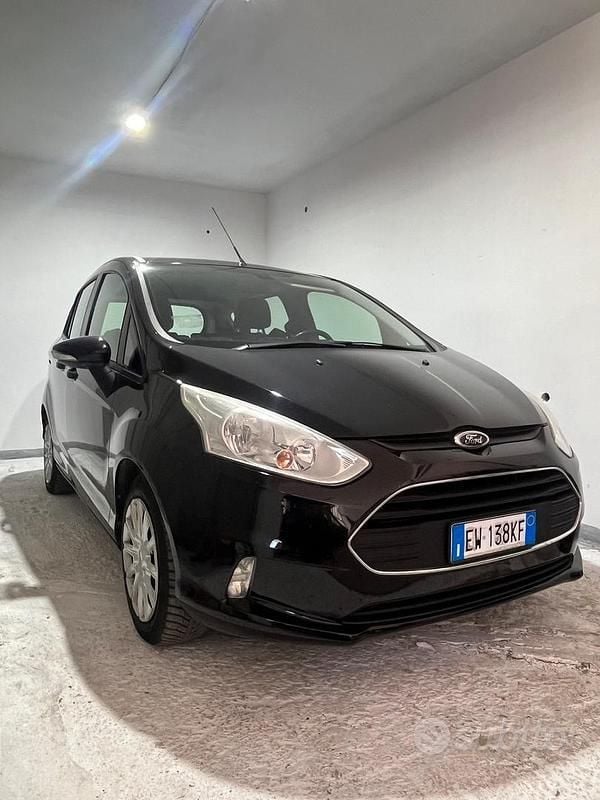 Nero Usata 2014 Ford B-MAX Business Edition Monovolume | 5200 € (Ottimo prezzo) - Immagine 1/4