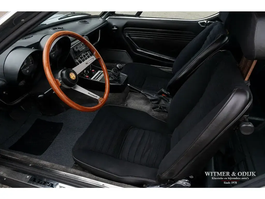 Usata Alfa Romeo Montreal 230 CV (169 kW) 1972 Bianco Coupé