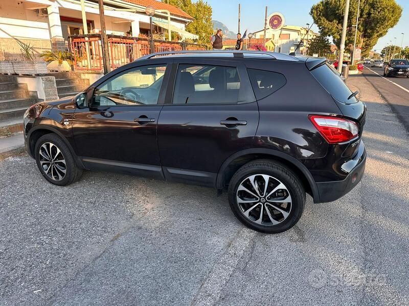 Usata Nissan Qashqai 150 CV (110 kW) 2011 Nero SUV