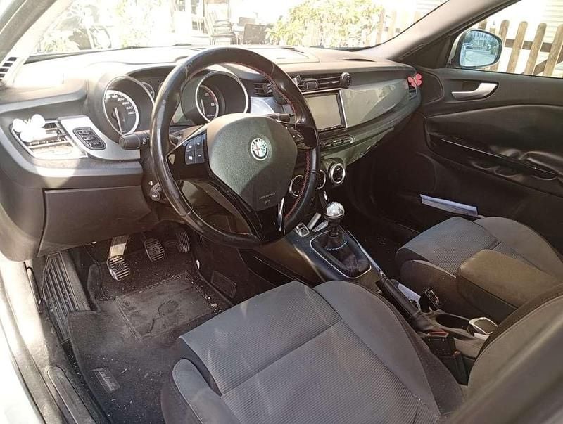 Usata Alfa Romeo Giulietta Distinctive 170 CV (125 kW) 2011 Berlina