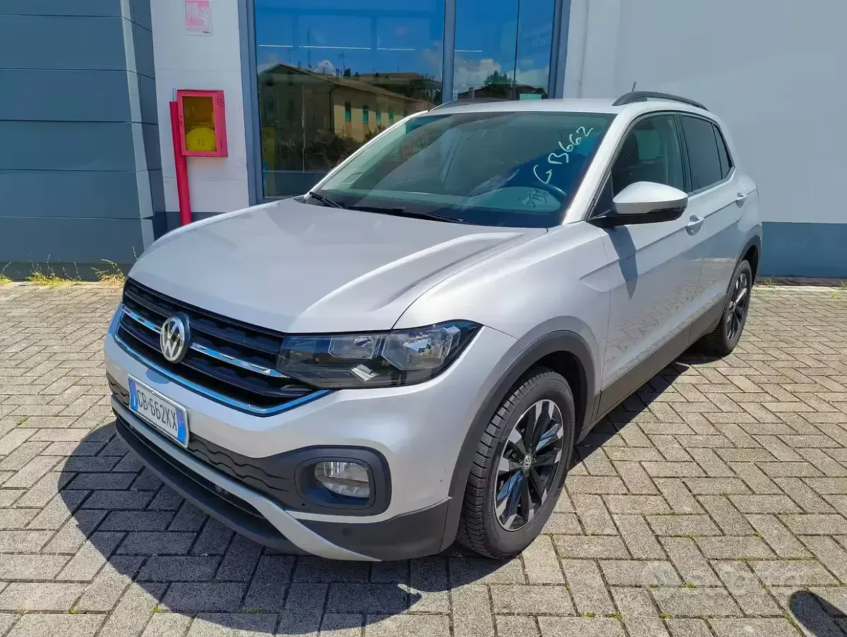 Usata VW T-Cross Style 95 CV (69 kW) 2020 Grigio SUV