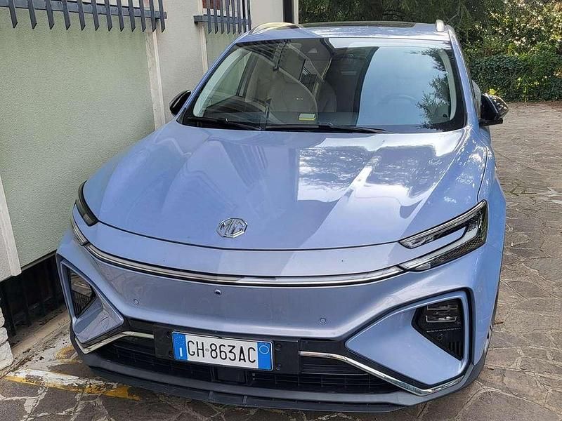 Usata MG Marvel R Luxury 64 kW (88 CV) 2022 Blu/azzurro SUV