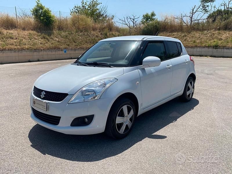 Usata Suzuki Swift GL 94 CV (69 kW) 2011 Bianco Berlina