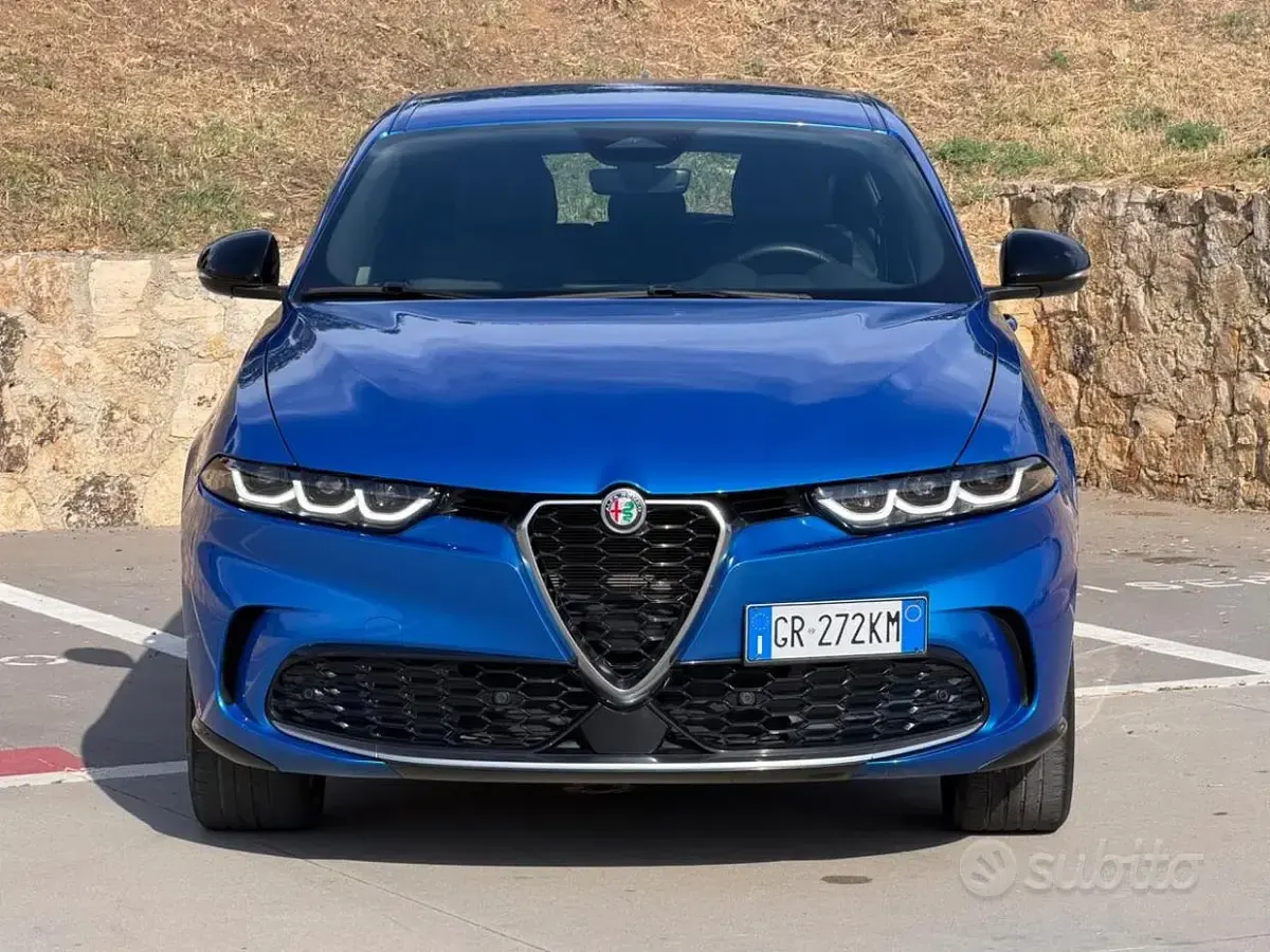Usata Alfa Romeo Tonale Ti 131 CV (96 kW) 2023 Blu SUV