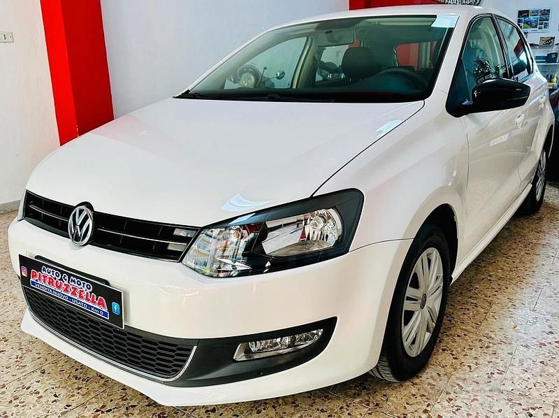 Usata VW Polo Trendline 75 CV (55 kW) 2013 Bianco Berlina
