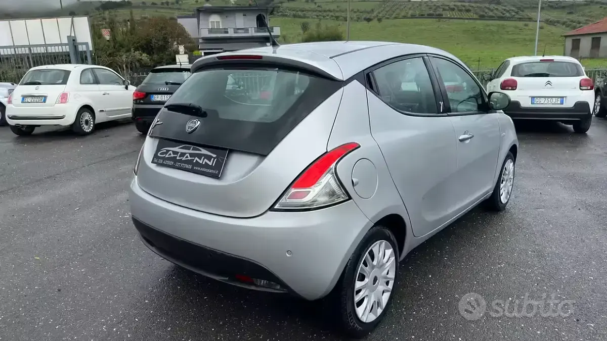 Usata Lancia Ypsilon S 95 CV (69 kW) 2011 Grigio Utilitaria