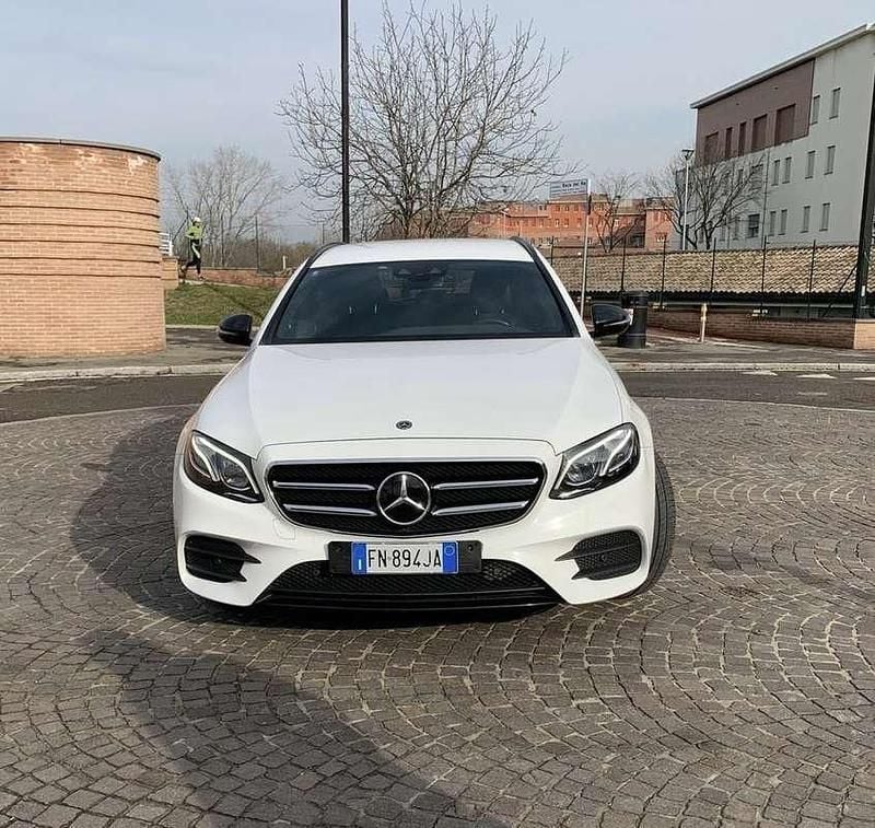 Usata Mercedes E220 AMG line 194 CV (142 kW) 2018 Station wagon