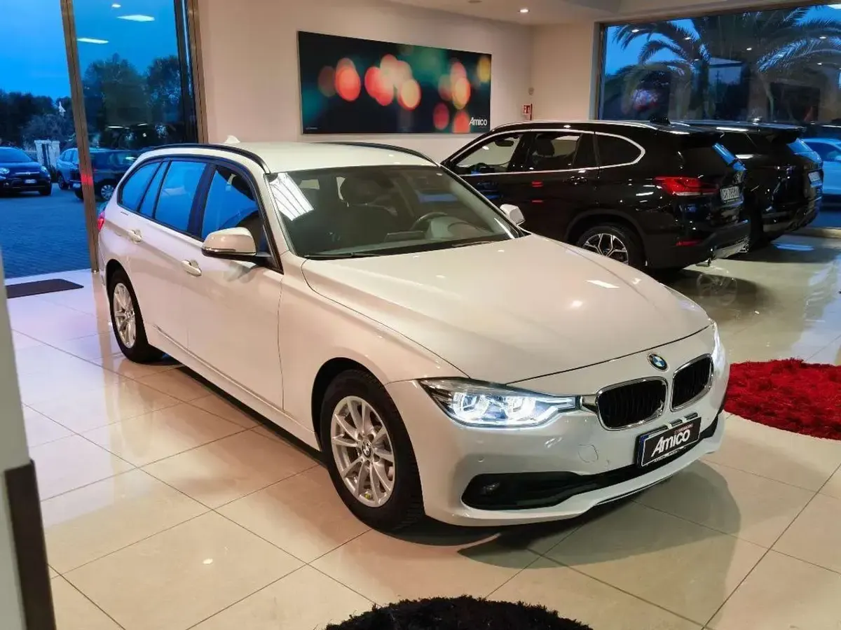 Usata BMW 320 Sport Line 190 CV (139 kW) 2018 Bianco Station wagon