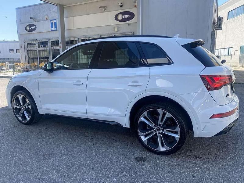 Usata 2024 Audi Q5 Ambiente SUV | 51.000 € (Buon prezzo) - Immagine 1/4