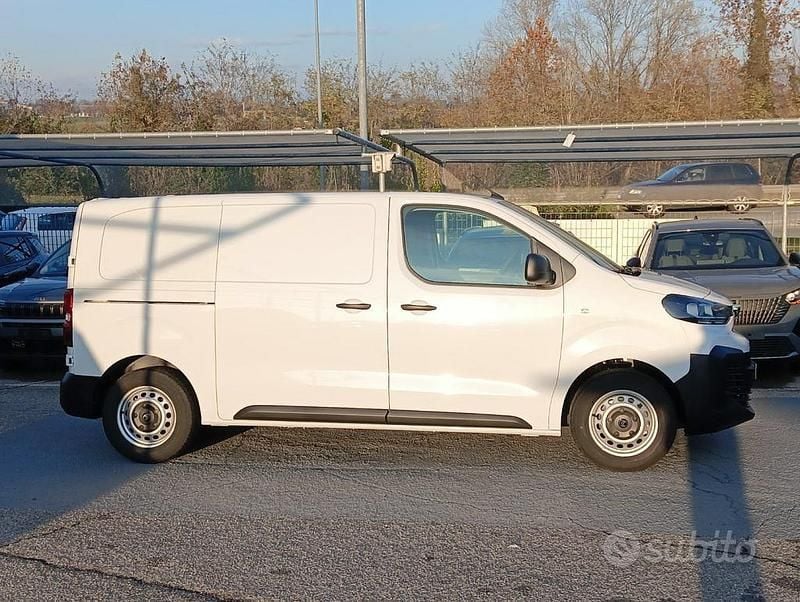 Nuova Citroën Jumpy 120 CV (88 kW) 2025 Bianco pastello Monovolume
