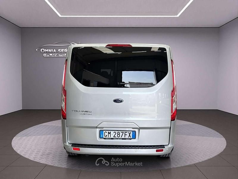 Usata Ford Transit Custom Titanium 131 CV (96 kW) 2023 Argento Monovolume
