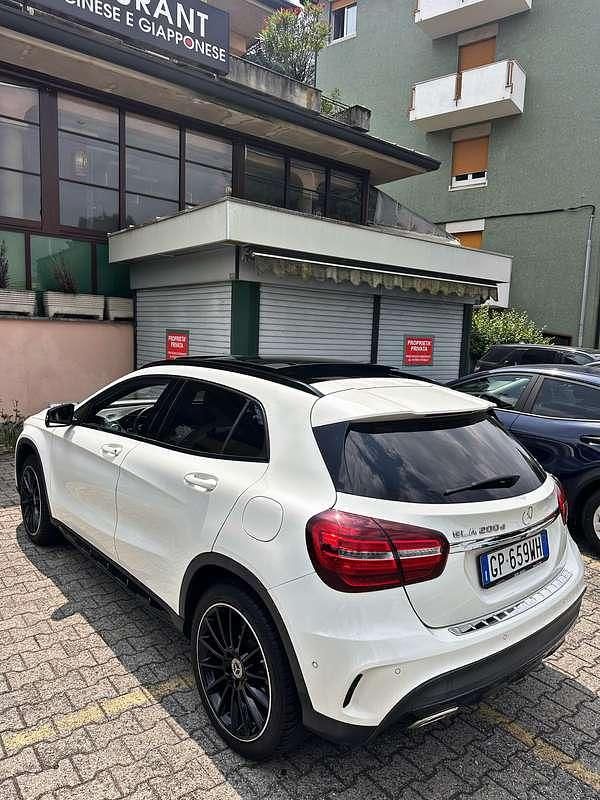 Usata Mercedes GLA200 Premium 136 CV (100 kW) 2018 SUV