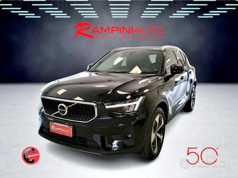 Usata Volvo XC40 129 CV (94 kW) 2022 Nero SUV