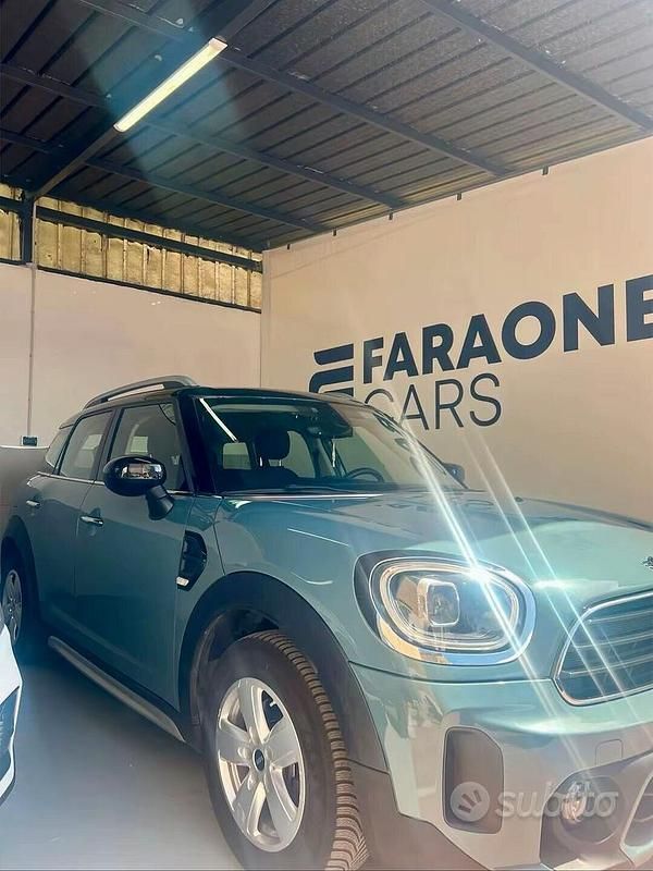 Usata Mini Cooper D Countryman Business 150 CV (110 kW) 2022 Verde SUV