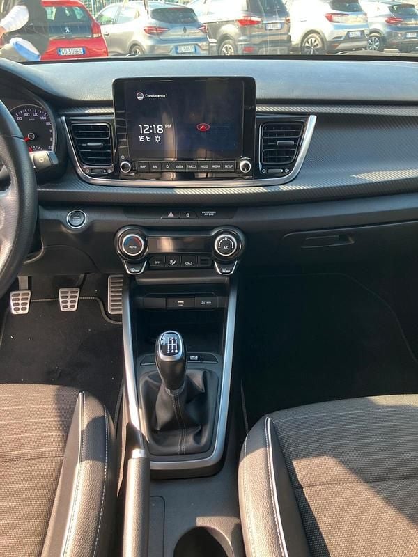 Usata Kia Rio GT-Line 101 CV (74 kW) 2021 Bianco Berlina