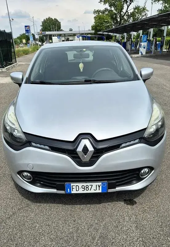 Usata Renault Clio IV Life 73 CV (53 kW) 2016 Berlina