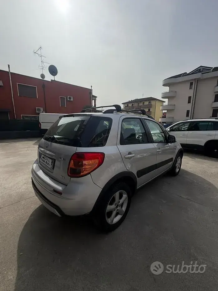 Usata Suzuki SX4 107 CV (78 kW) 2007 Grigio Station wagon
