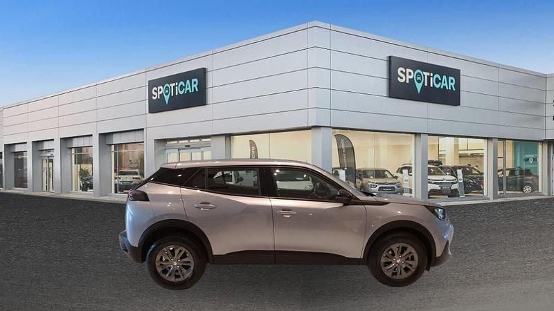 Usata Peugeot 2008 Allure 101 CV (74 kW) 2022 Argento metallizzato SUV