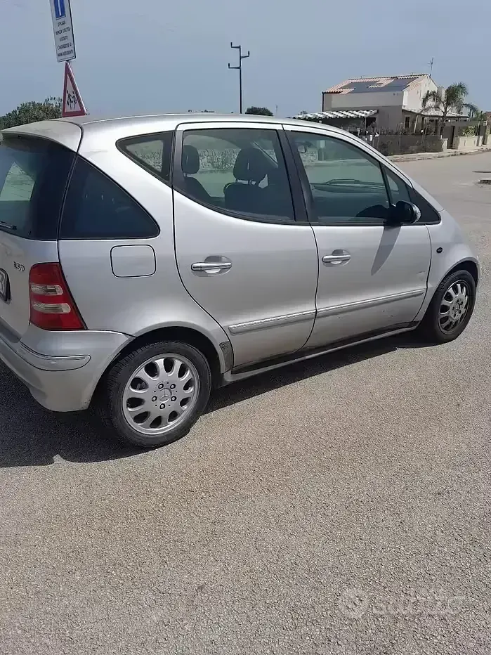 Usata Mercedes A140 82 CV (60 kW) 2004 Grigio Berlina