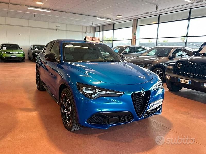 Usata Alfa Romeo Stelvio Veloce 210 CV (154 kW) 2024 Blu SUV