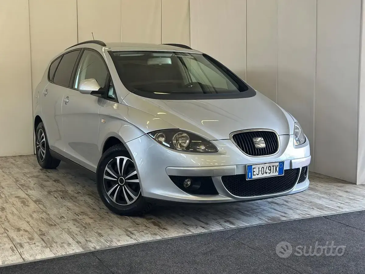 Usata Seat Altea XL Style 105 CV (77 kW) 2011 Monovolume