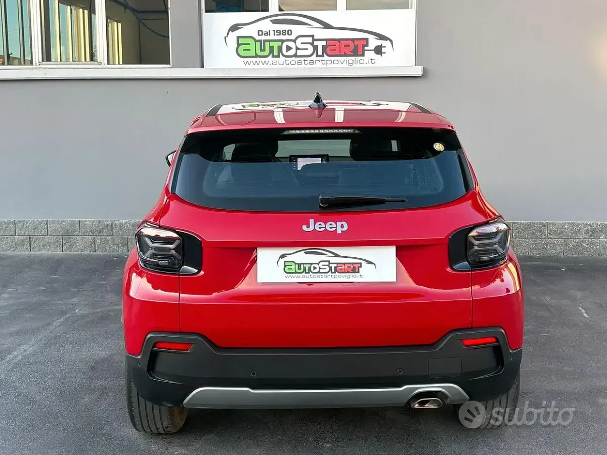 Usata Jeep Avenger 101 CV (74 kW) 2023 Rosso SUV