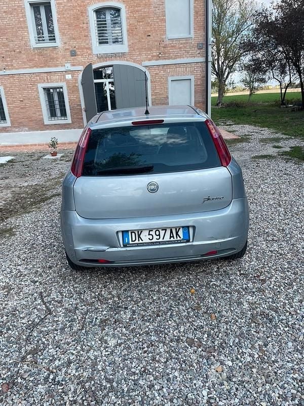 Usata Fiat Punto 57 CV (41 kW) 2008 Grigio Utilitaria