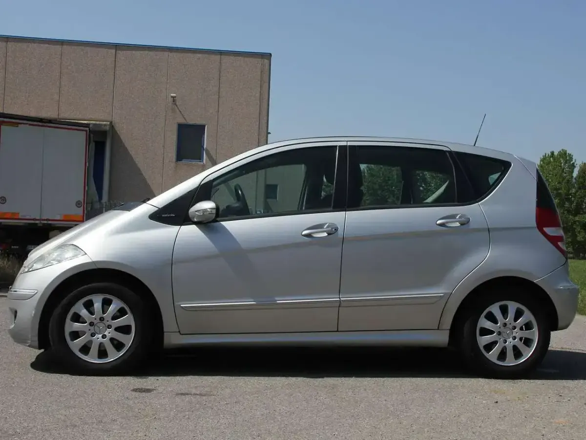 Usata Mercedes A170 Elegance 116 CV (85 kW) 2007 Argento Monovolume