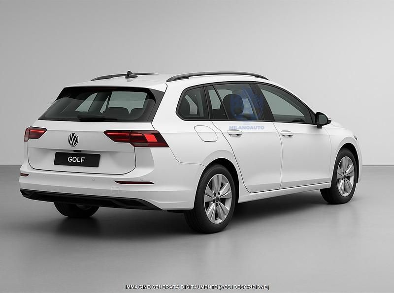 Usata VW Golf VIII Life 116 CV (85 kW) 2024 Bianco Station wagon