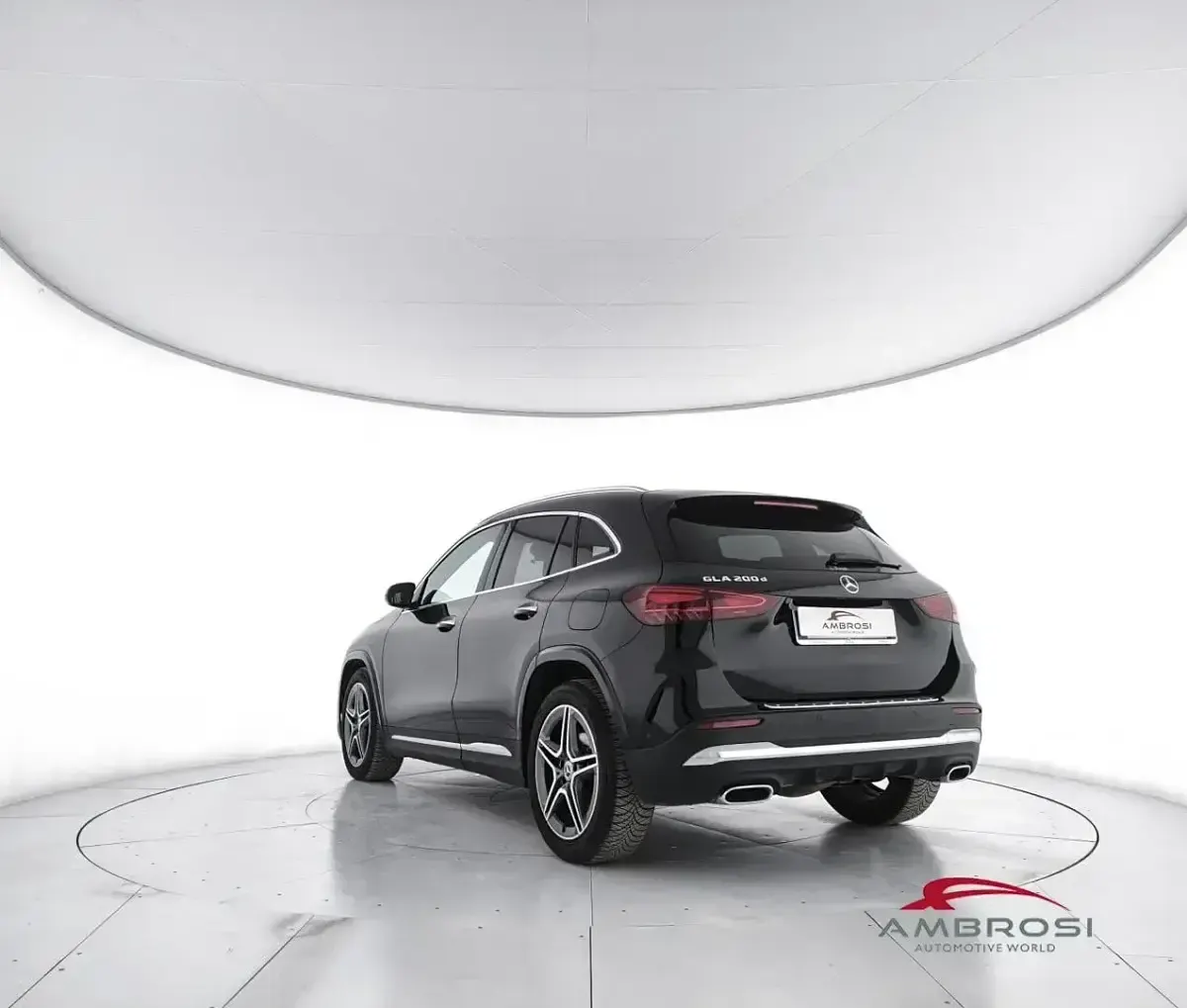 Usata Mercedes GLA200 Advanced Plus 150 CV (110 kW) 2024 Nero SUV