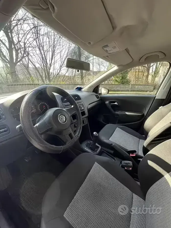 Usata VW Polo 75 CV (55 kW) 2012 Bianco Utilitaria