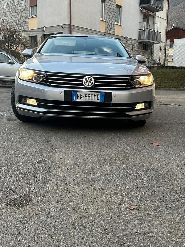 Usata VW Passat 150 CV (110 kW) 2015 Grigio Station wagon