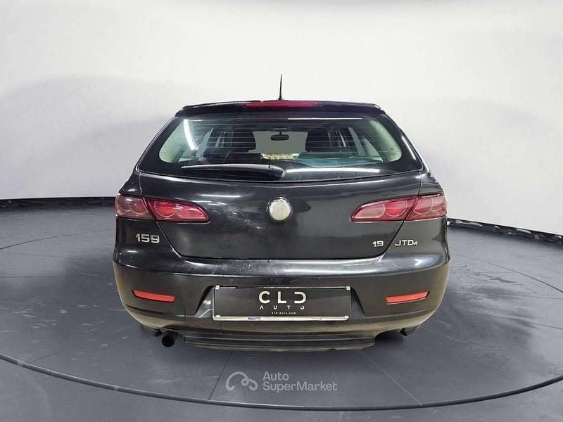 Käytetty Alfa Romeo 159 150 HP (110 kW) 2008 Musta Farmari