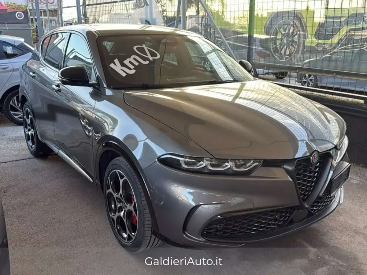 Nuova Alfa Romeo Tonale Veloce 131 CV (96 kW) 2025 Grigio SUV