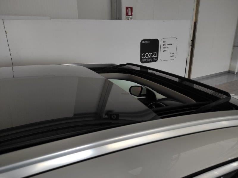 Usata Mercedes GLC200 Business 163 CV (119 kW) 2019 Bianco SUV