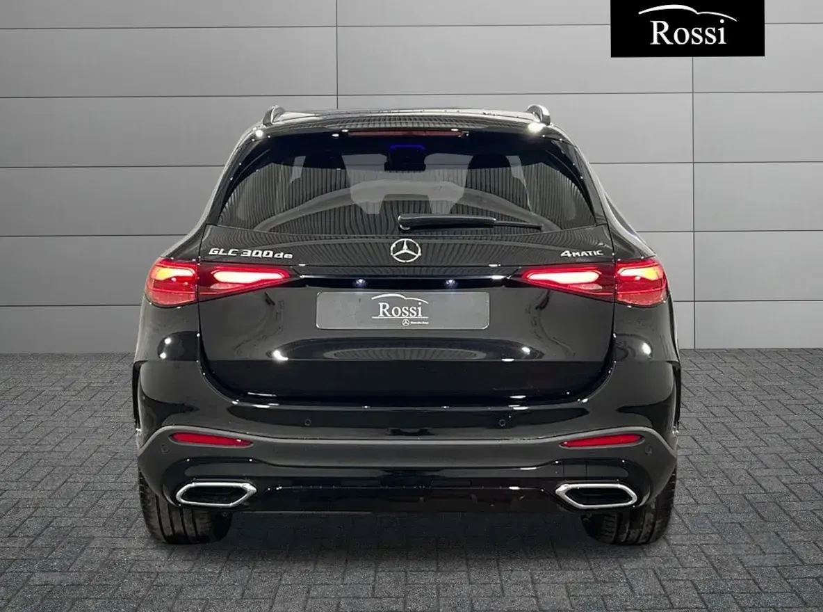 Nuova Mercedes GLC300de 197 CV (144 kW) 2026 Nero