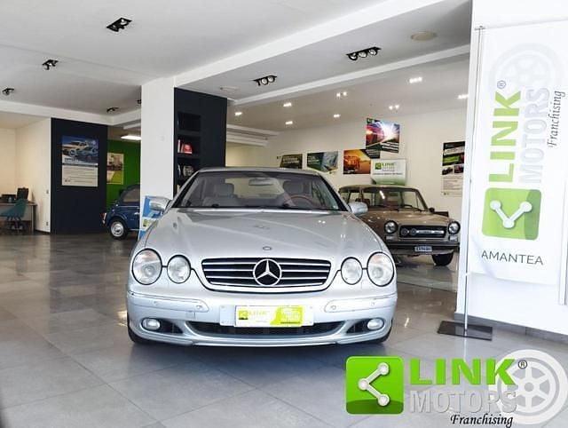 Usata Mercedes CL500 306 CV (225 kW) 2001 Grigio Coupé
