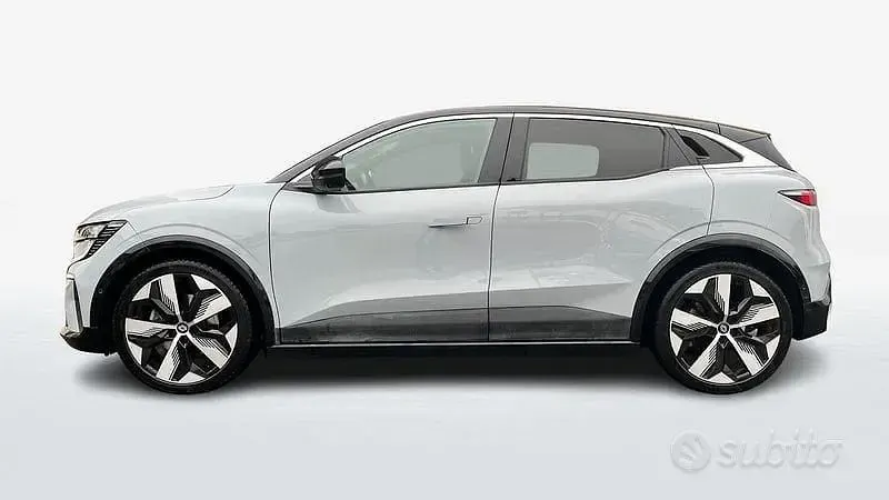 Usata Renault Megane E-Tech Techno 55 kW (75 CV) 2022 Grigio Berlina