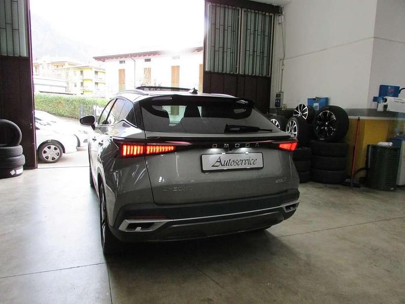 Usata Omoda 5 147 CV (108 kW) 2024 Grigio SUV