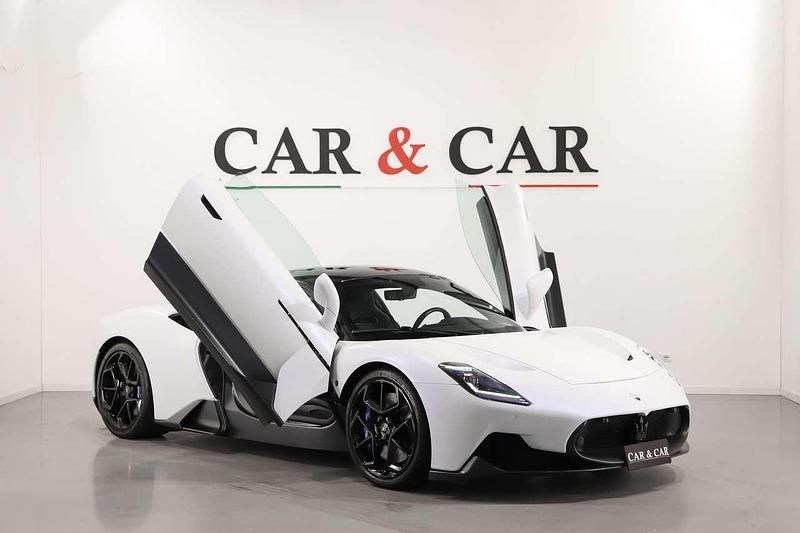 Bianco Usata 2022 Maserati MC20 Coupé | 222.000 € (Cara) - Immagine 1/4