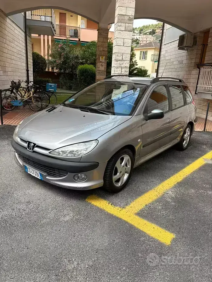 Usata Peugeot 206 90 CV (66 kW) 2003 Grigio Station wagon