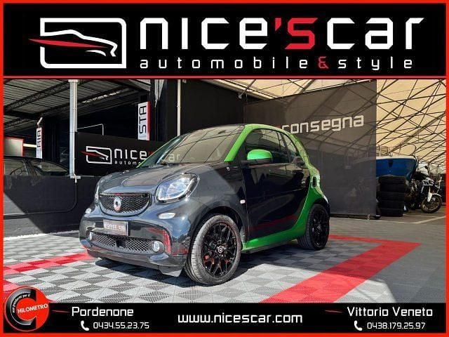 Nero Usata 2018 Smart ForTwo Electric Drive Passion Utilitaria | 12.900 € - Immagine 1/4