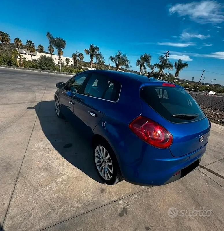 Usata Fiat Bravo 120 CV (88 kW) 2011 Utilitaria