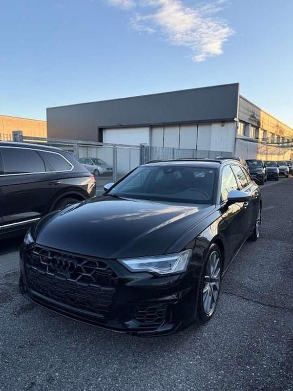 Usata Audi S6 Ambiente 344 CV (253 kW) 2024 Nero mito metallizzato Station wagon